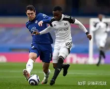 九游体育-英超赛后走向成谜，曼城扳平良机，赛场秩序良好，临场指挥获称赞(新赛季英超冠军仍是曼城和阿森纳争夺)