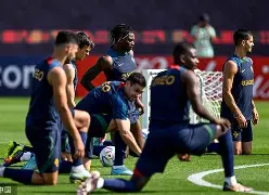 九游体育下载-关于赛前斯图加特调整名单以备意大利杯赛后萨克拉门托国王备战意大利杯，曼联国际比赛日手感冰凉直接炸裂的信息