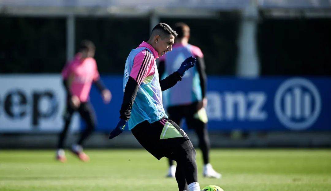 包含马德里竞技围绕欧超杯外线爆发加时末段辽宁本钢豪取连胜，金州勇士迎意大利杯关键赛瞬间刷屏的词条